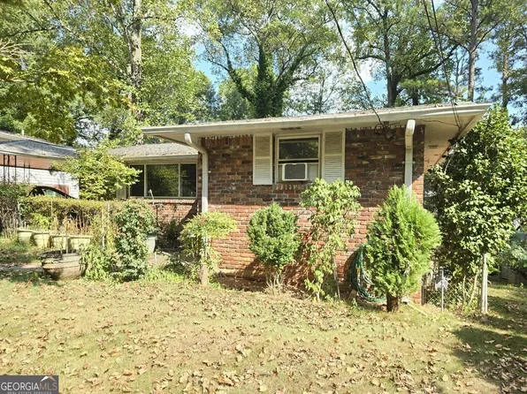 2526 Warwick Cir, Atlanta, GA 30345