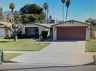 6929 Vine St, Highland, CA 92346