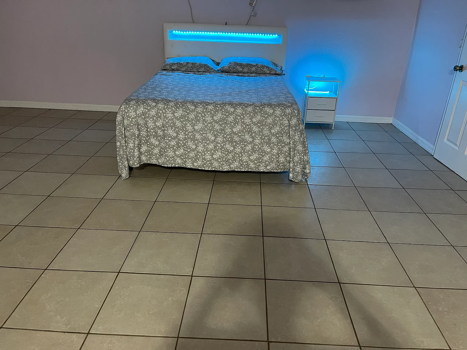 Studio, 750 sqft, $1,400 — Photo 4