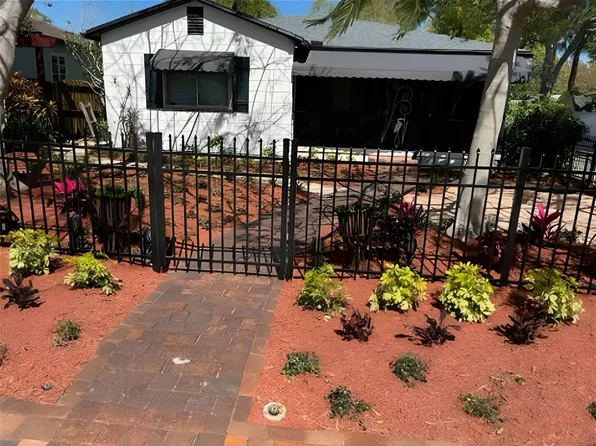 119 30th Ave N, Saint Petersburg, FL 33704