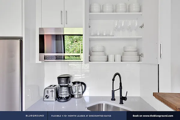 Rented by The Blueground | media 17