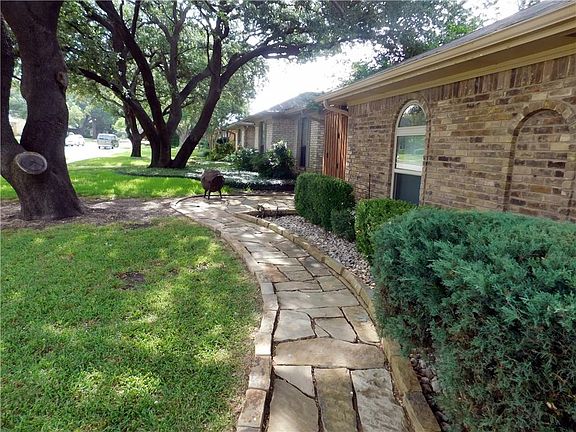 3rd image of 522 Wentworth Dr
