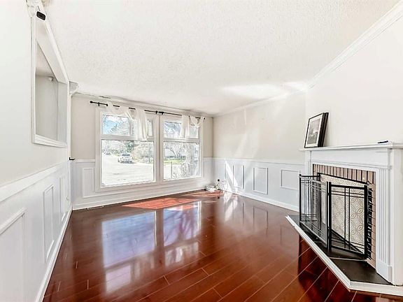 3rd image of 4208 W 58th St NE