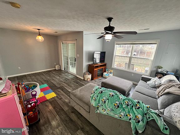 5th image of 1166 Hisey Ave