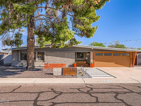 2nd image of 3710 E PARADISE Drive