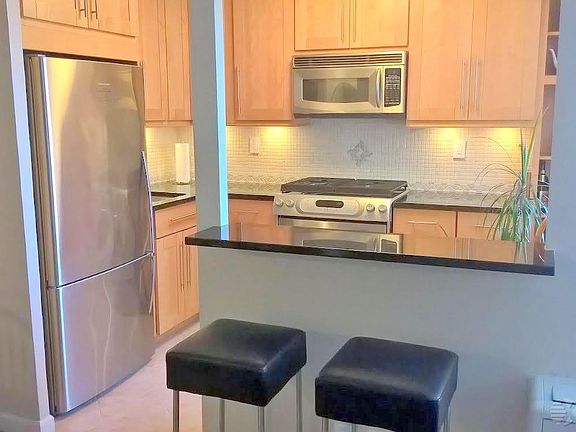 3rd image of 1652 1st Ave #11K