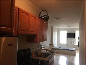 Rented by Lucien Perry