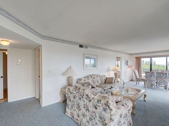 4th image of 10044 S Ocean Dr APT 501
