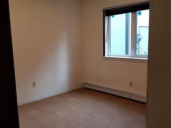3rd image of 4830 Da Niece St APT D