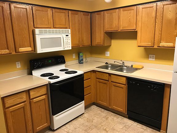5th image of 3939 10th St SE