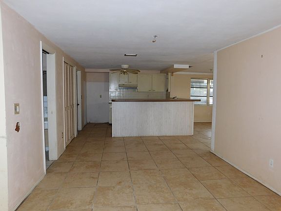 4th image of 4101 Baden Dr