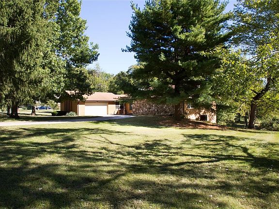 This home sits on 1.54 acres.