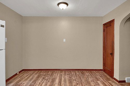 4th image of 5048A Oleatha Ave