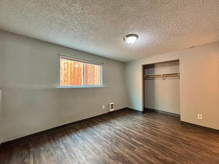 1915 W Boone Ave #1 — Photo 5
