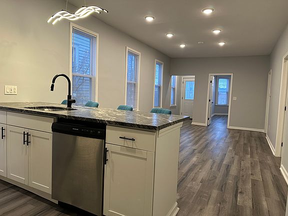 4th image of 719 Hawley Ave APT 1