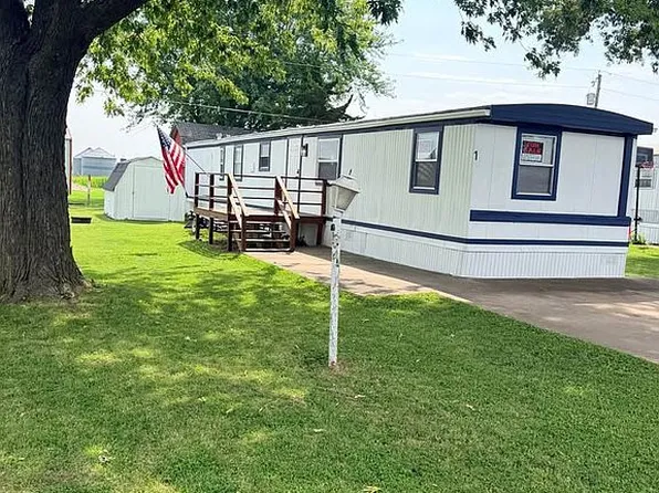 620 E Clark St Lot 1, La Plata, MO 63549
