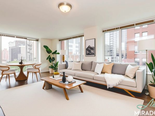 60 W 23rd St APT 724