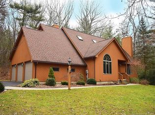 32 Williams Way, Tolland, CT 06084