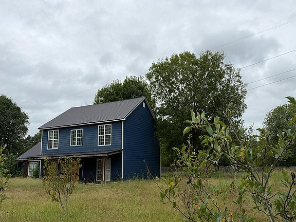 2nd image of 5477 Calhoun Rd NE