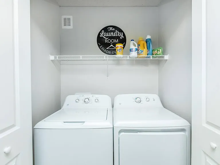 Urban Place Apartments — Photo 41
