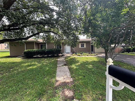 2nd image of 9404 Parklind Dr