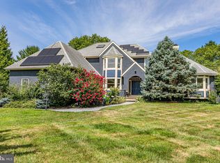 121 Blackwell Rd, Pennington, NJ 08534