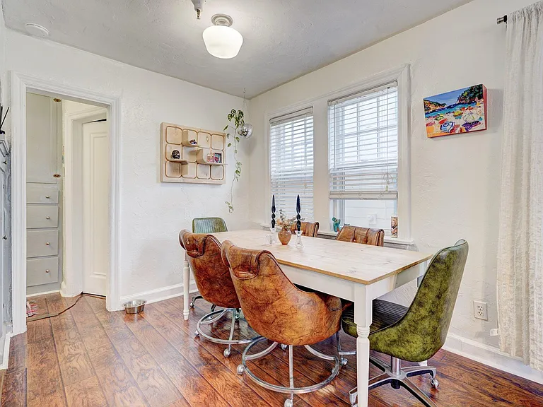 308 NW 24th St #B — Photo 17