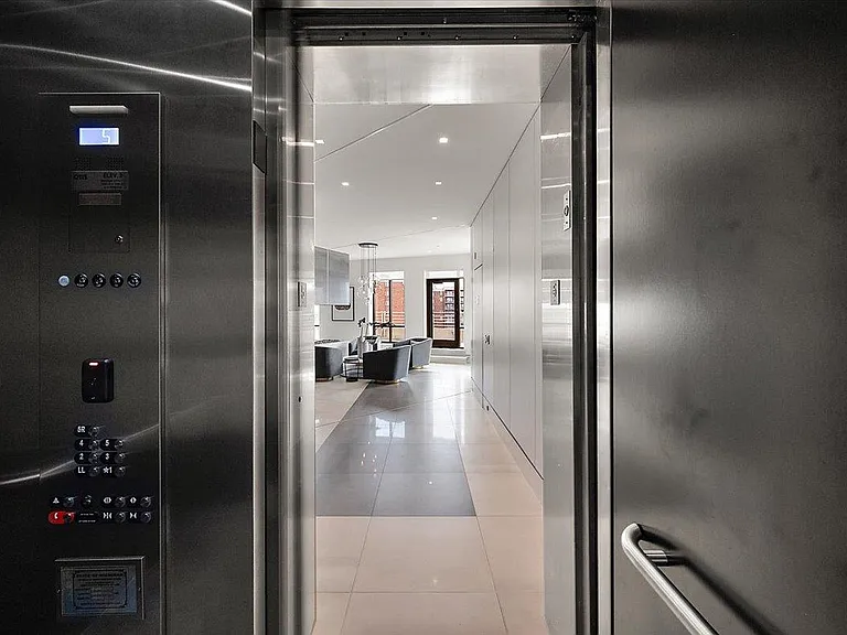34901 Woodward Ave #5 — Photo 6