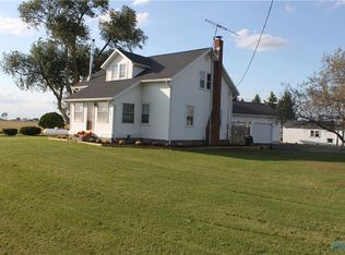 22160 Defiance Pike, Custar, OH 43511