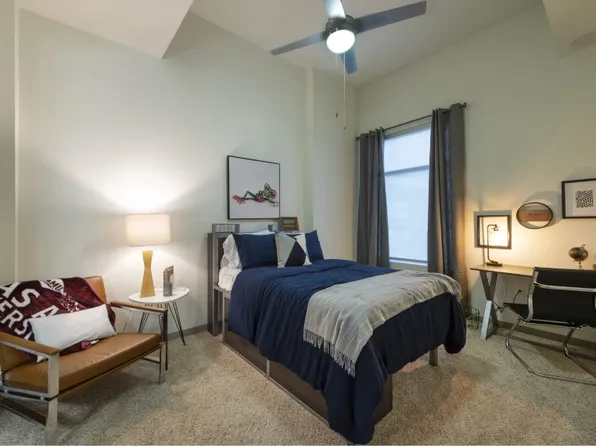 600 University Dr E #15, College Station, TX 77840