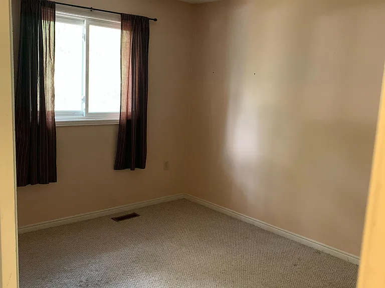 29 Irwin Dr — Photo 8