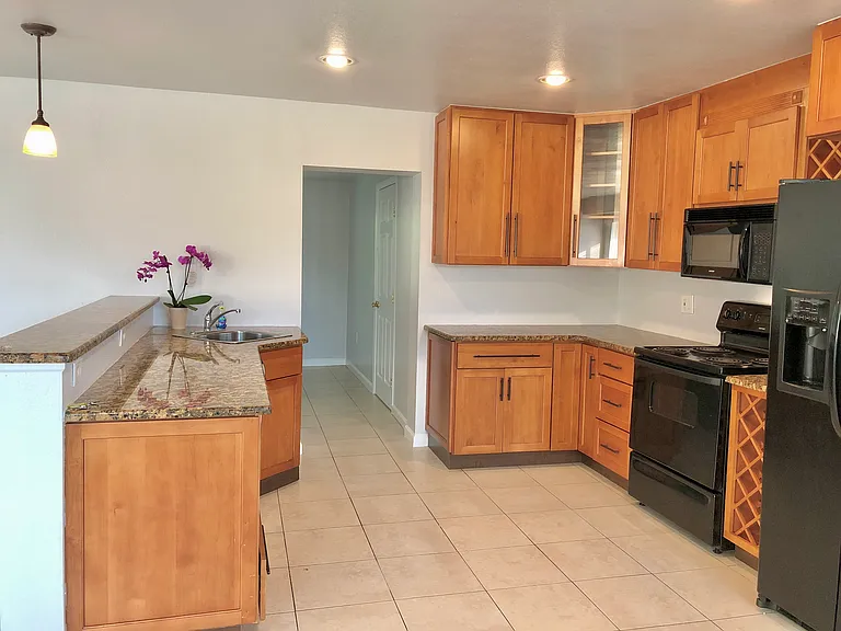 21451 Olean Blvd — Photo 4
