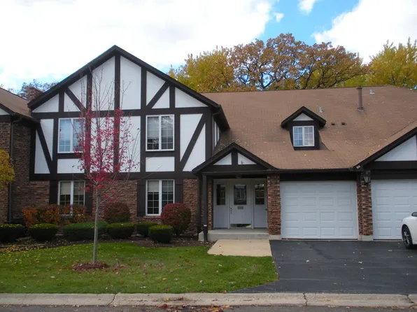 5810 Wolf Rd #A-2, Western Springs, IL 60558