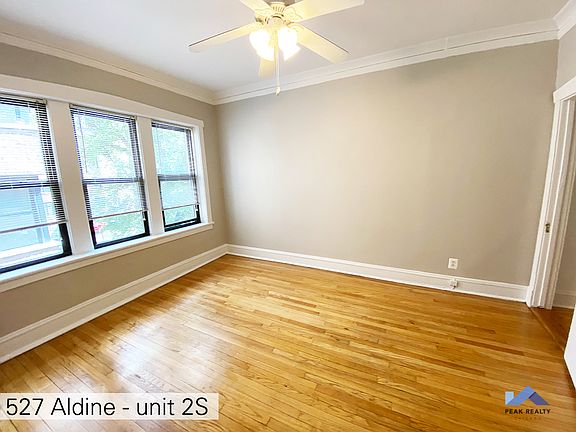 5th image of 527-37 W Aldine Ave #537
