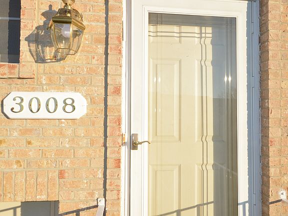 2nd image of 3008 Estate Dr
