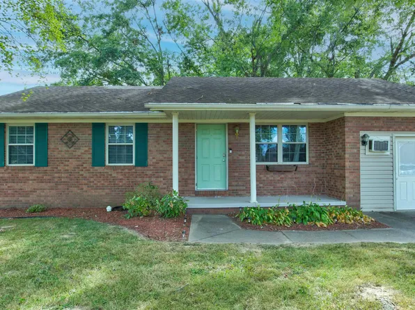 1758 Autumn Dr, Boonville, IN 47601