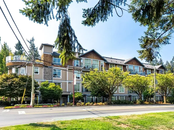 611 Goldstream Ave #211, Langford, BC V9B 2W9
