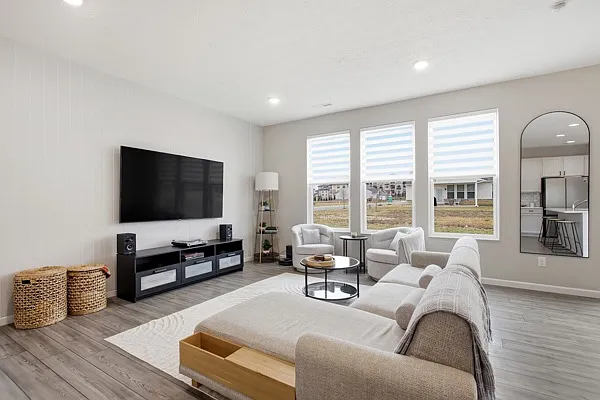 515 Kilkenny Ct — Photo 10
