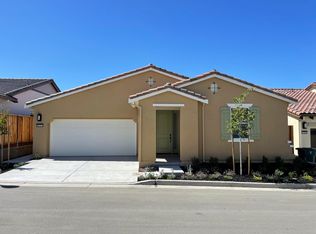 1141 McClellan St, Hollister, CA