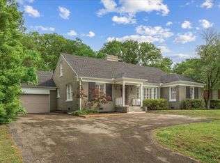 3712 Walnut Grove Rd, Memphis, TN 38111