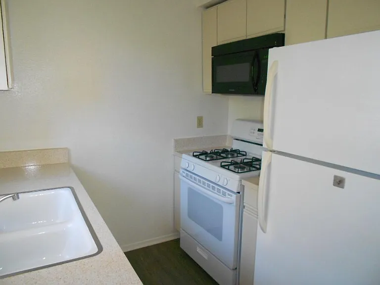 1400 Camden Ave #301 — Photo 12