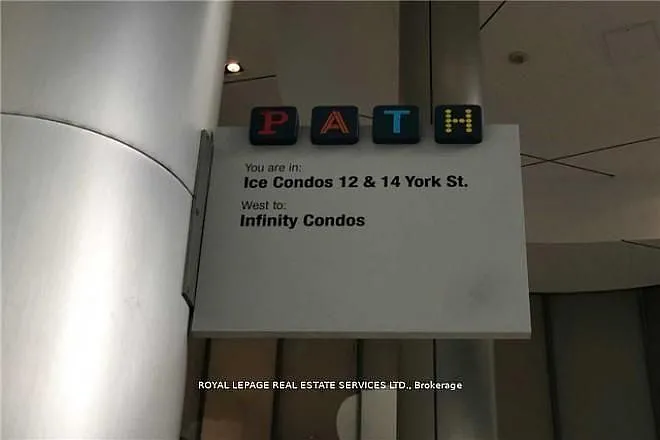 14 York St #5402 — Photo 3