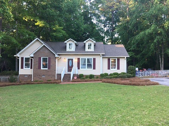1st image of 160 Effie Dr
