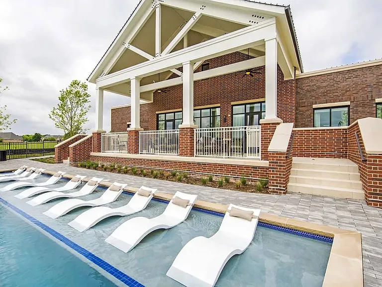 McKinney Village — Photo 18