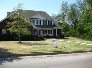 802 Rolling Forest Dr, Jonesboro, AR 72404