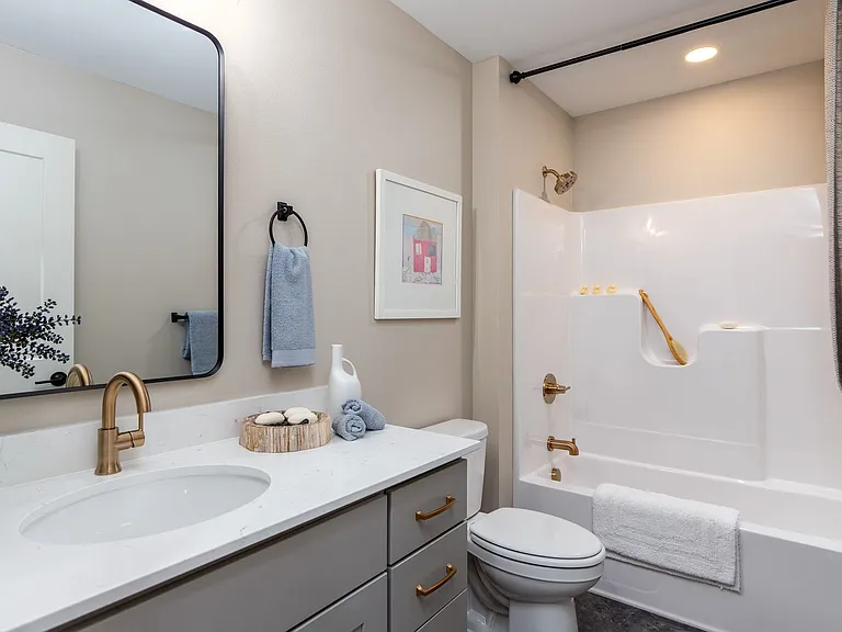 2107-2109 Aikman Dr — Photo 14