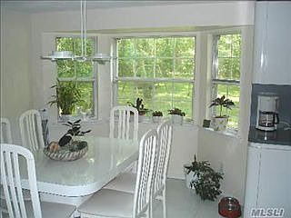 4th image of 434 Hoffman Ln