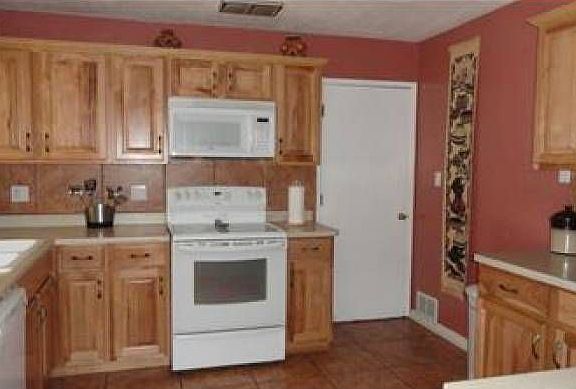 5th image of 1609 Hendola Dr NE