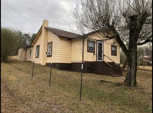 1117 Bledsoe Dr, Etowah, TN 37331
