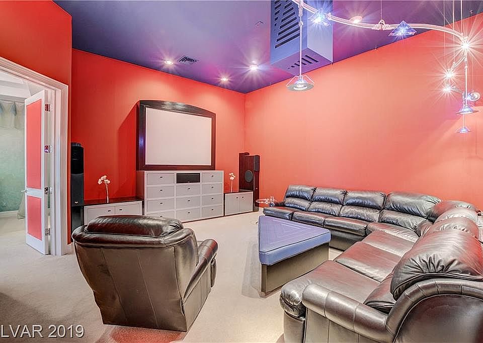 1st image of 9820 Winter Palace Dr